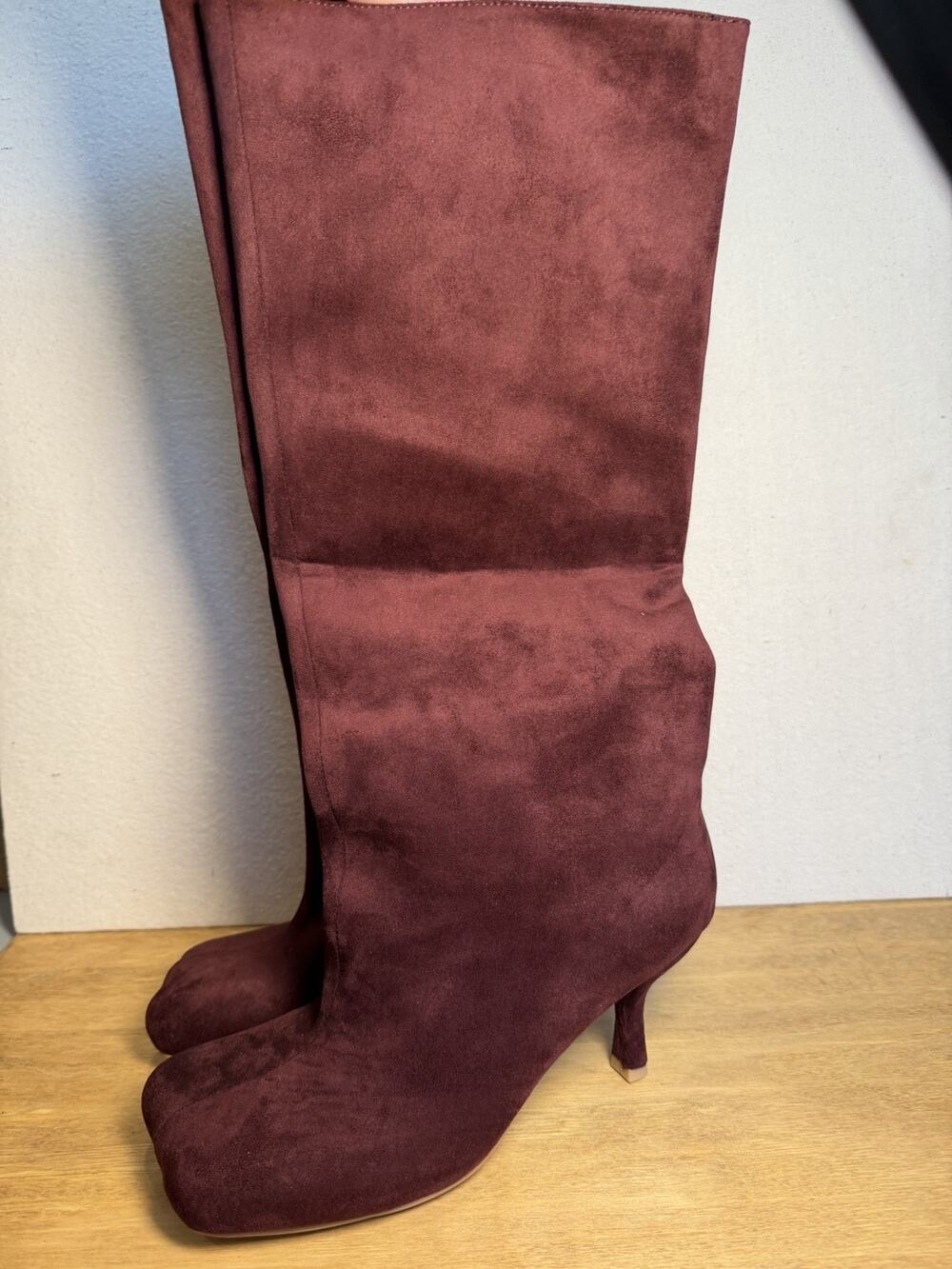 Womens Burgundy Over The Knee Boots Stretch Kitten Heel Faux Suede US 9.5 New